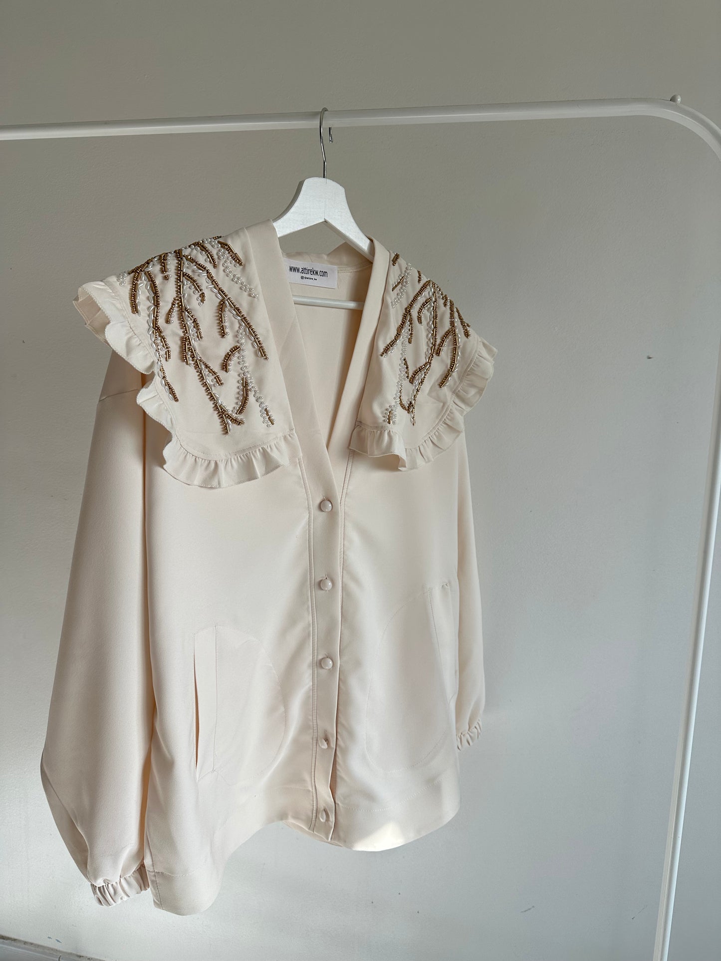 Off-white shirt embellished collar